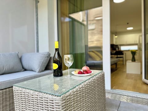 Family Studio Suite, Balcony, Courtyard View | Terrace/patio