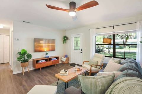 Unwind and relax in our inviting living room, complete with plush seating and a cozy ambiance.