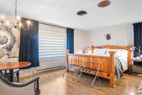 8770b696-4fa7-461f-93ea-4e790d4bc4a7