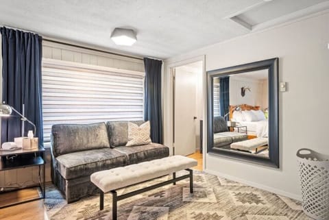 b22eeafa-e10b-41ba-a692-803439eff61d