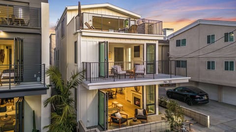 House, Multiple Beds, Patio, Ocean View (Beach Paradise) | Terrace/patio
