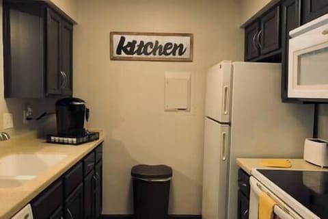 2494cb35 0e48 46c1 93c6 26b9cdf68bf2