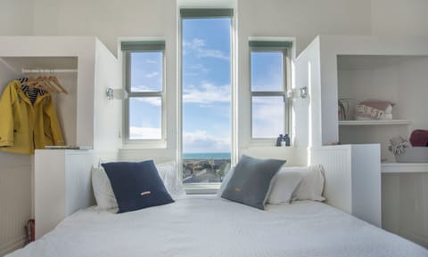 Panoramic Room, 1 King Bed, Jetted Tub, Ocean View (Not Pet Friendly) | Individually furnished, free WiFi, bed sheets