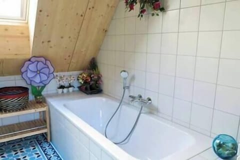 38a488a4-b778-4756-9a51-da2e731cac11