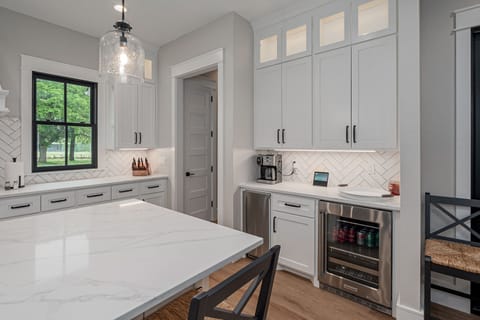 Coffee/Keurig Combo, "Sonic ice" maker, Beverage fridge (Please bring drinks)