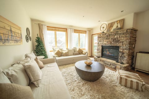 Excellent updated condo for a ski vacation getaway!
