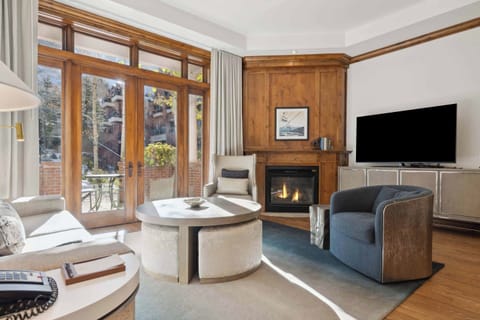 AspenMtnResidences-04B-3253