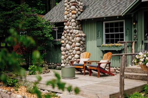 Private patio with a smokeless bonfire pit.