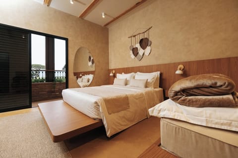 Premium Studio Suite | Free WiFi, bed sheets