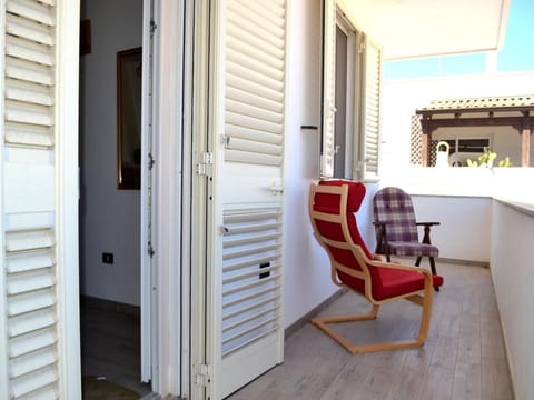 Apartment, 2 Bedrooms, Smoking, Balcony | Property grounds
