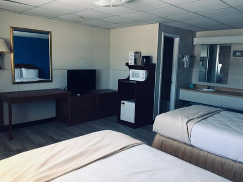 Standard Room, 2 Double Beds, Non Smoking | Desk, free WiFi, bed sheets