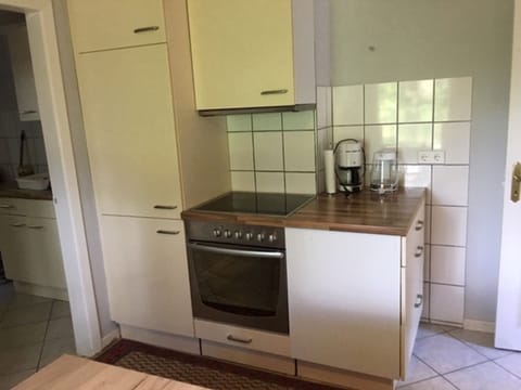 Apartment | Private kitchen | Microwave, electric kettle, toaster, mixer