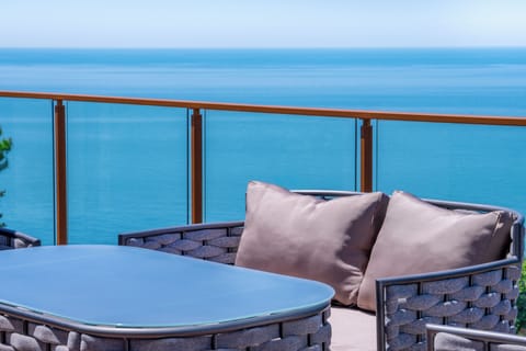 Premium bedding, minibar, in-room safe, individually decorated
