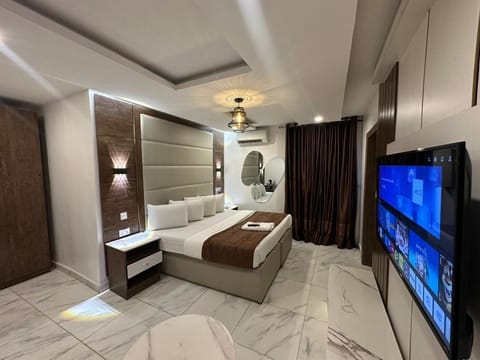 Royal Room | Free WiFi