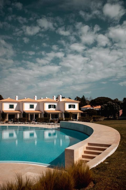 2 outdoor pools, sun loungers