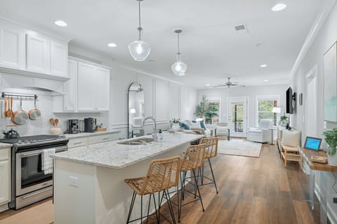 Fully open kitchen/living room space... perfect for hosting and gathering