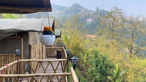 Deluxe Room, Mountain View | Balcony view
