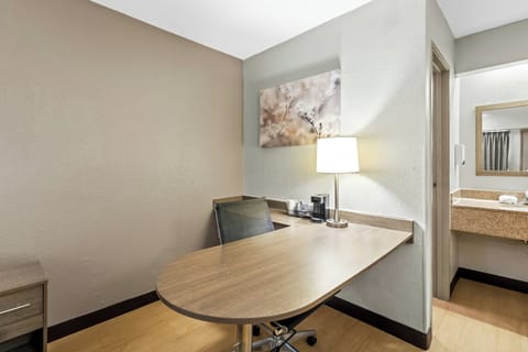 Desk, blackout drapes, free WiFi, bed sheets