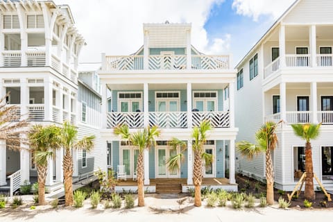 Welcome to 24/7 Barefoot Bliss!