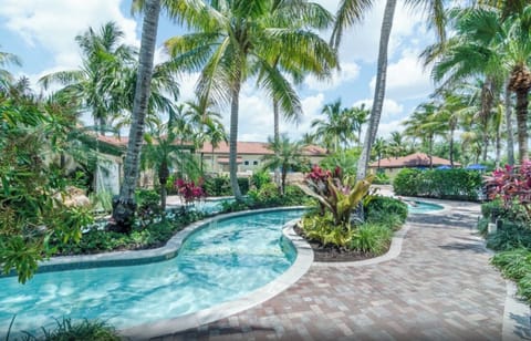 A beautiful and RELAXING lazy river experience.