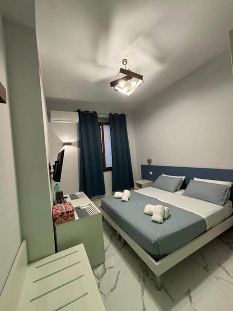 Deluxe Double Room, City View | Desk, soundproofing, free WiFi