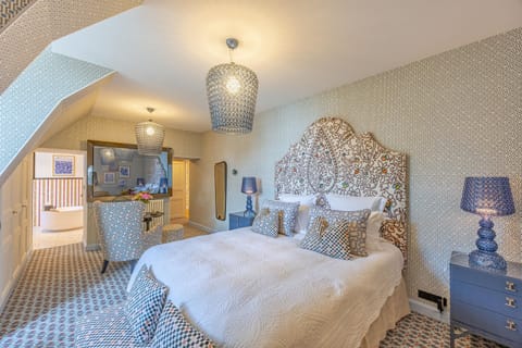 Luxury Double Room, Ensuite, Ocean View ("Victoria") | Premium bedding, Select Comfort beds, in-room safe, soundproofing