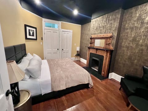 Master King historic suite