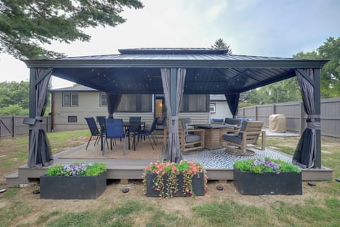 Riverside Vacation Rental | 3BR | 2BA | 2,140 Sq Ft | Stairs Required