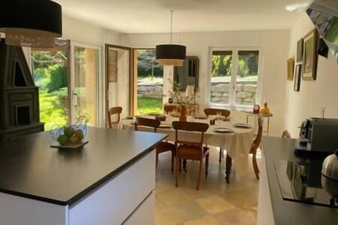 64a37443-f094-4244-ac1f-80a79cb07abc