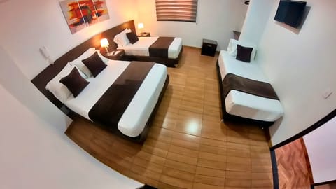 Family Double or Twin Room | Individually decorated, individually furnished, desk, laptop workspace