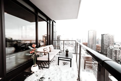 Panoramic Apartment | Balcony