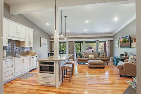 Open concept floor plan.