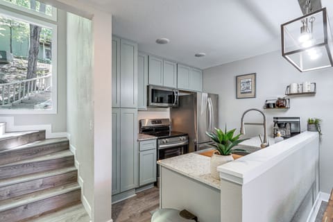 Kitchen | Cooking Basics | Drip Coffee Maker | Dishwasher | 1st Floor