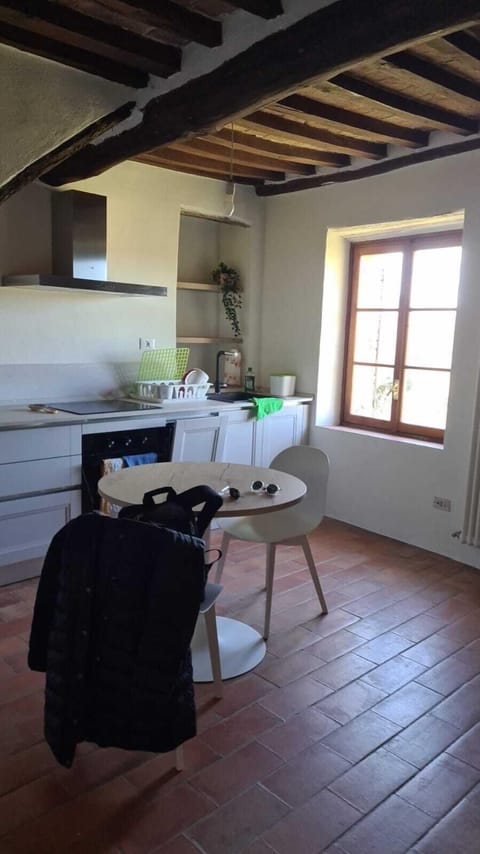 Apartment, Garden View | Private kitchen | Electric kettle, toaster