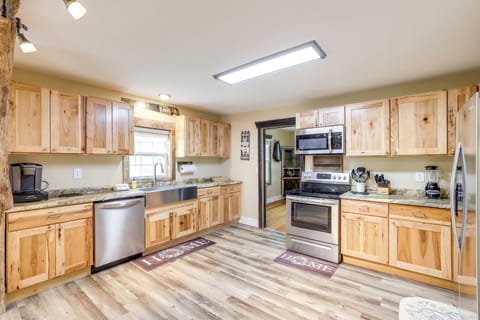 House (2 Bedrooms) | Interior