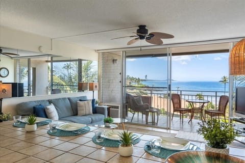Condo, 2 Bedrooms | Living area | Smart TV