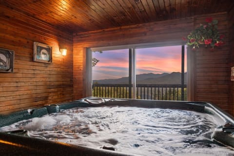 Chalet, Multiple Bedrooms | Interior