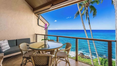 Poipu Makai #A3 - Oceanfront Dining Lanai - Parrish Kauai