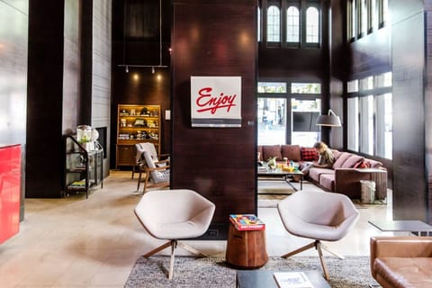 Unwind in elegance - your cozy nook at Hotel Max awaits