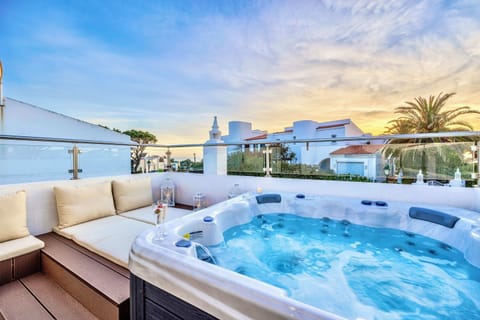 Rooftop Jacuzzi