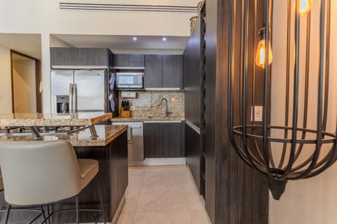 Penthouse - Image 2