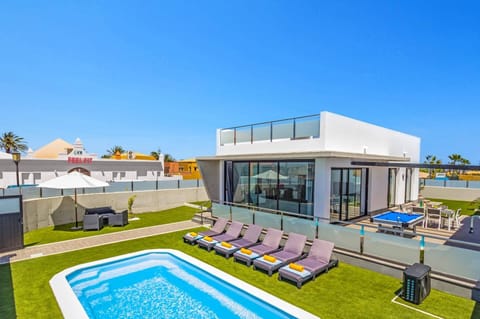 Villa Suenos image