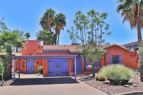 Historic Spanish Hacienda Close to the University