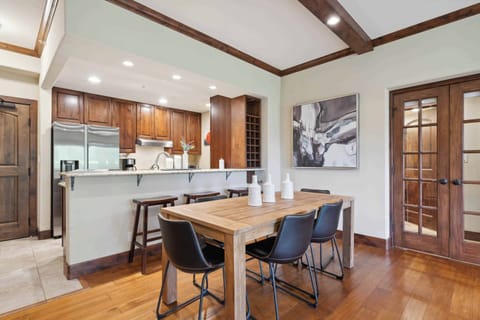 1698254608950-2044-10