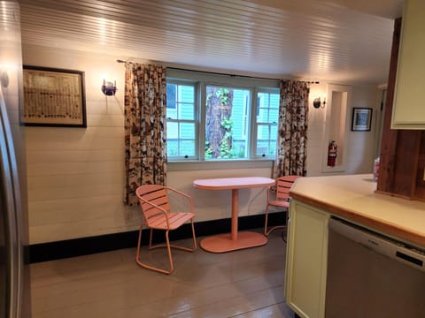 Bistro Table (Kitchen)