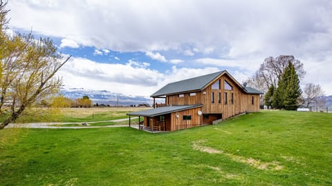 Welcome to Southfork Sky!