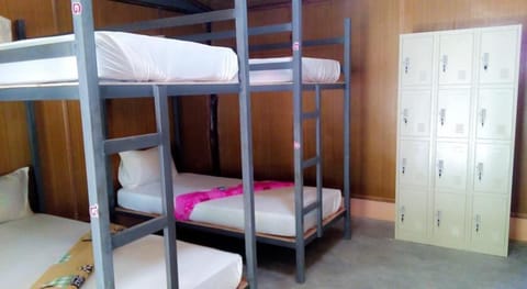 Quadruple Room (Female) | In-room safe, free WiFi