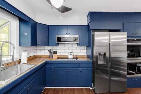 Full kitchen with brand new stainless steel appliances