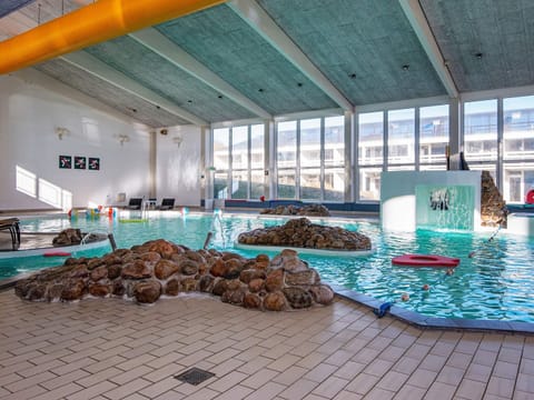 House | Pool