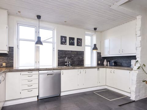 House | Private kitchen